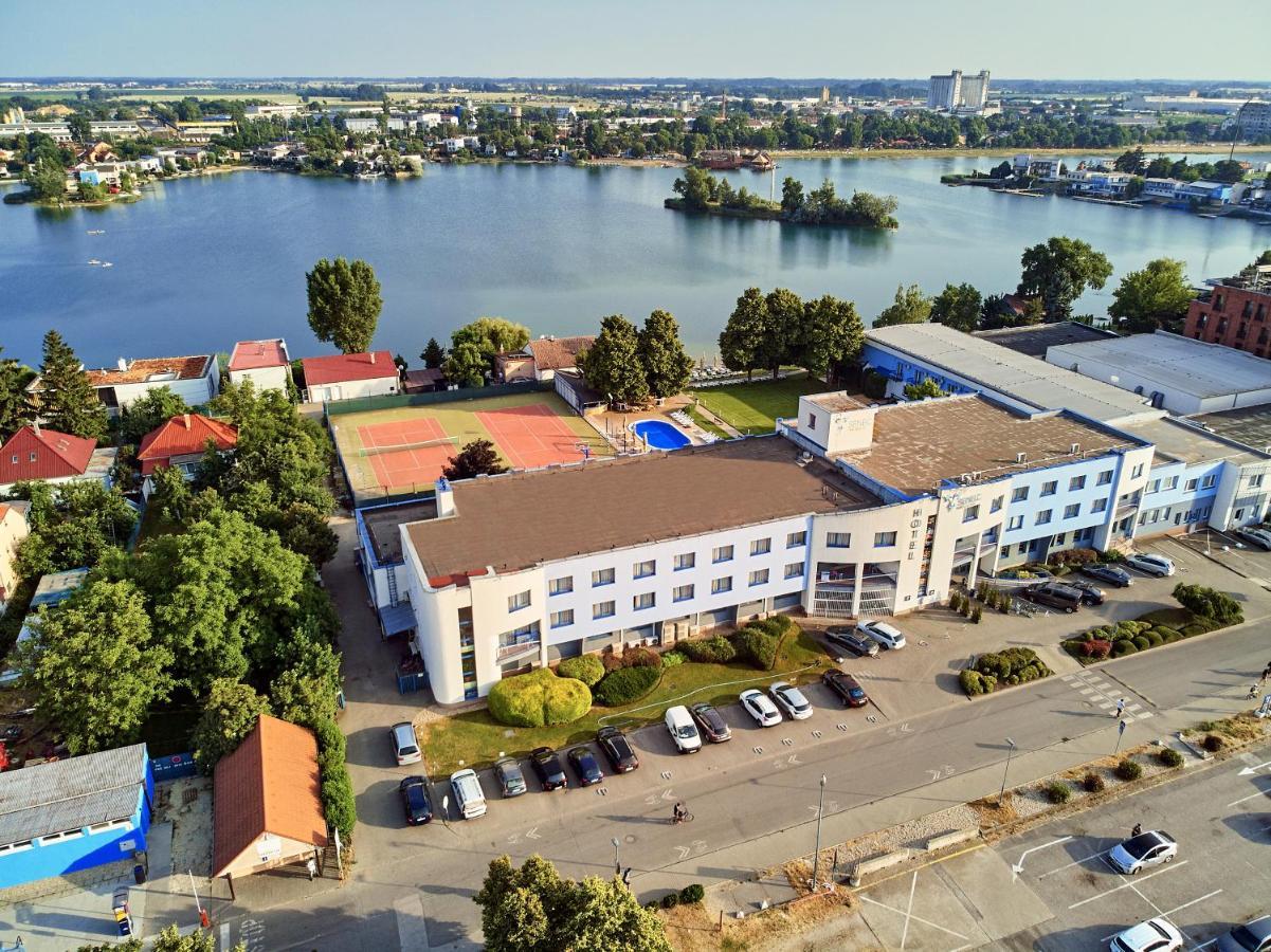 Hotel Senec Aqua Resort - Family Friendly Dış mekan fotoğraf